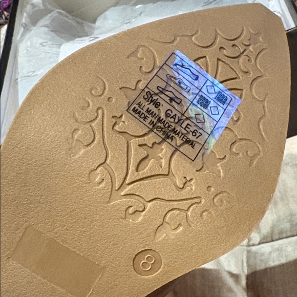 Seven7 Brown and Cream Ankle Booties Brand New In Box Size 8 - Picture 7 of 8